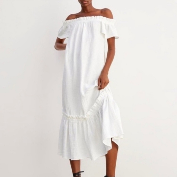 Zara Dresses & Skirts - Zara Off-shoulder Dress